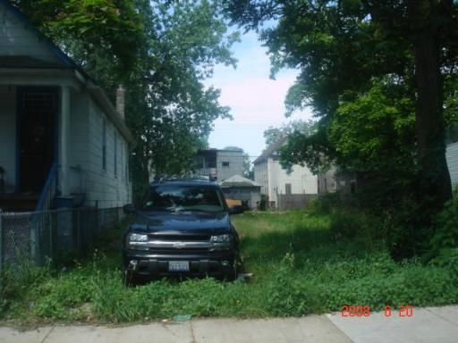 $5,000 | 6738 South Green Street | Englewood