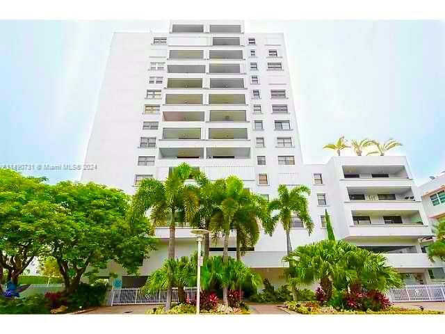 $515,000 | 1775 Washington Avenue, Unit 8B | Miami Beach City Center