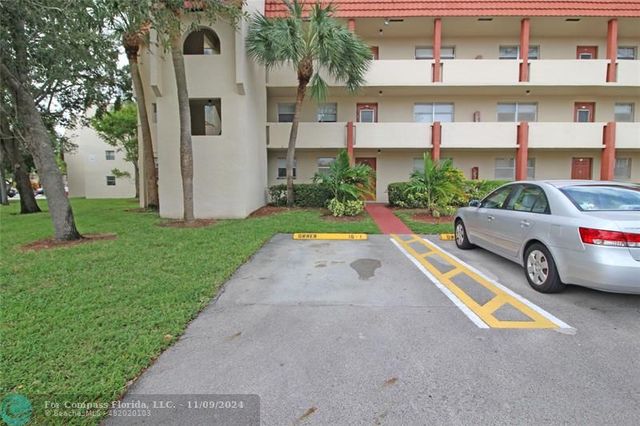 $145,000 | 2901 Sunrise Lakes Drive West, Unit 101 | Sunrise Lakes