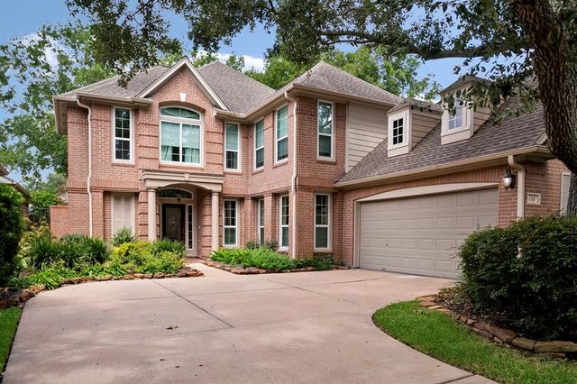 $585,000 | 1310 Mission Chase Drive | Parkway Villages