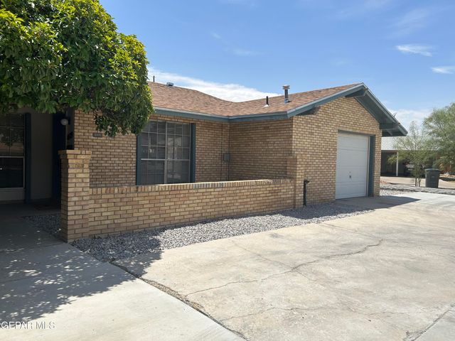 $1,100 | 6429 Pizarro Street | Sunland Park North