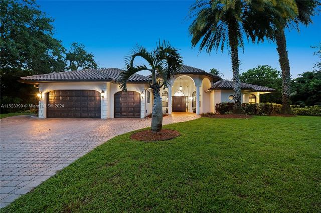 $2,365,000 | 5307 Southwest 111th Terrace | Davie