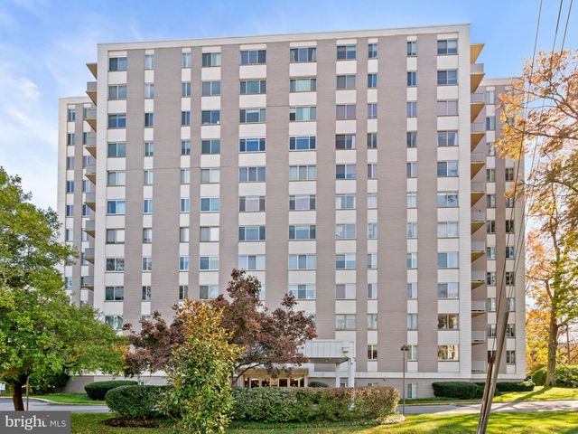 $405,000 | 8315 North Brook Lane, Unit 2301 | Whitehall Condominium