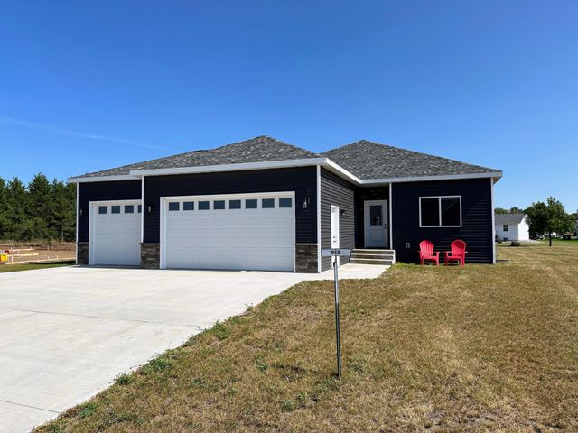 $389,900 | 912 7th Avenue Northwest | Perham