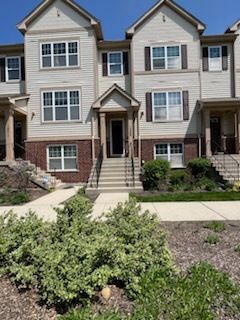 $424,500 | 1269 Evergreen Avenue | Des Plaines