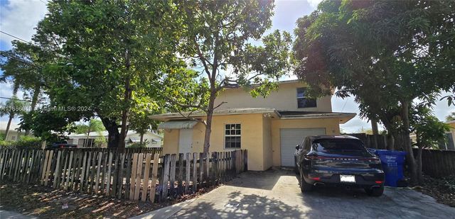 $3,250 | 1901 Cleveland Street, Unit B | Royal Poinciana