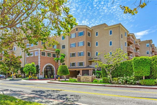 $649,000 | 21345 Hawthorne Boulevard, Unit 407 | Southwood