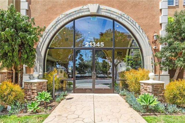 $649,000 | 21345 Hawthorne Boulevard, Unit 407 | Southwood