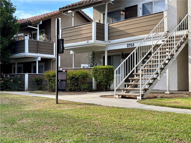 $265,000 | 3703 Country Oaks Loop, Unit B | Creekside