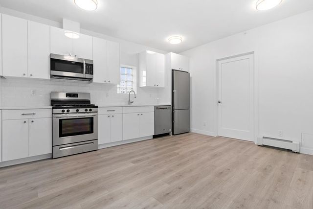 $3,250 | 31-07 38th Avenue, Unit 43 | Long Island City