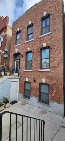 $2,100 | 1245 North Cleaver Street, Unit G | Noble Square