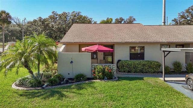 $199,900 | 38217 Boxwood Drive | Zephyrhills