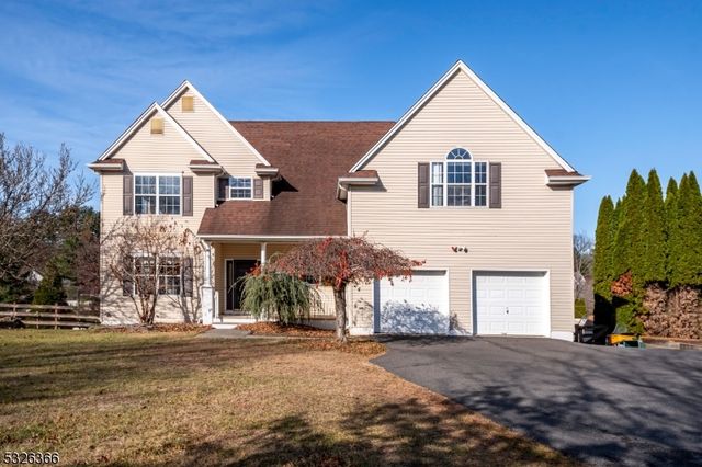 $689,900 | 19 Ridgley Street | Beattystown