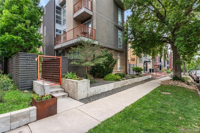 $1,825,000 | 35 South Ogden Street | Broadway View