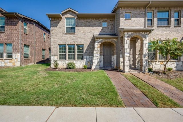 $315,000 | 3321 Solana Circle | Denton