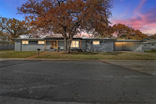 $435,000 | 1201 Northwest 6th Avenue | Mineral Wells