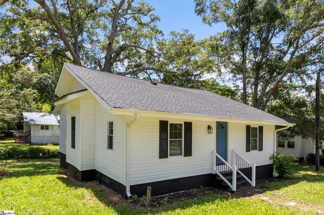 $1,350 | 108 Georgia Street | Honea Path