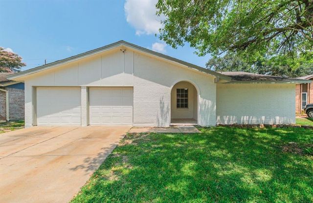 $2,200 | 21206 Cimarron Parkway | Memorial Parkway