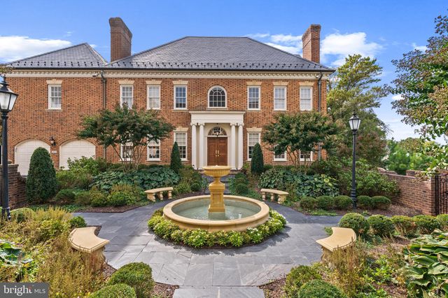 $2,800,000 | 1207 Stuart Robeson Drive | McLean