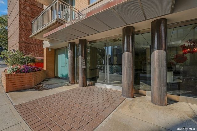 $675,000 | 116-11 Curzon Road, Unit 2B | Kew Gardens