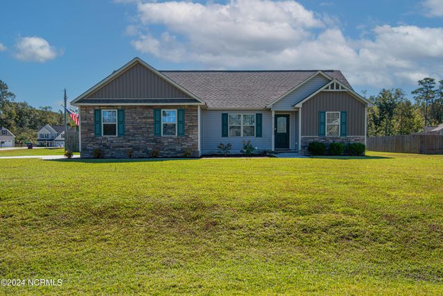 $284,995 | 130 Laredo Drive | Stump Sound Township - Onslow County