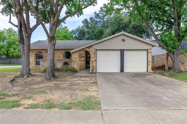 $323,500 | 2518 Colleen Drive | Southwest Central Arlington