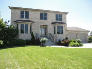 $470,000 | 2404 Monterey Drive | Joliet