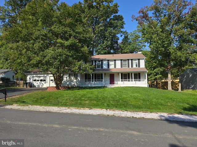 $899,900 | 2298 Archdale Road | Polo Fields