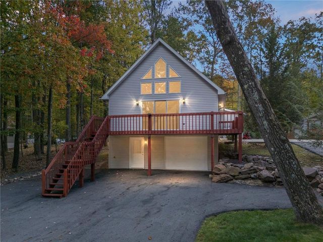 $369,001 | 273 Four Seasons Drive | Beech Mountain Lakes