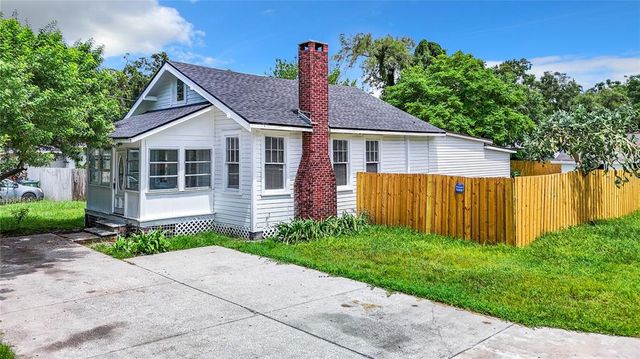 $2,490 | 9501 North 11th Street | North Tampa