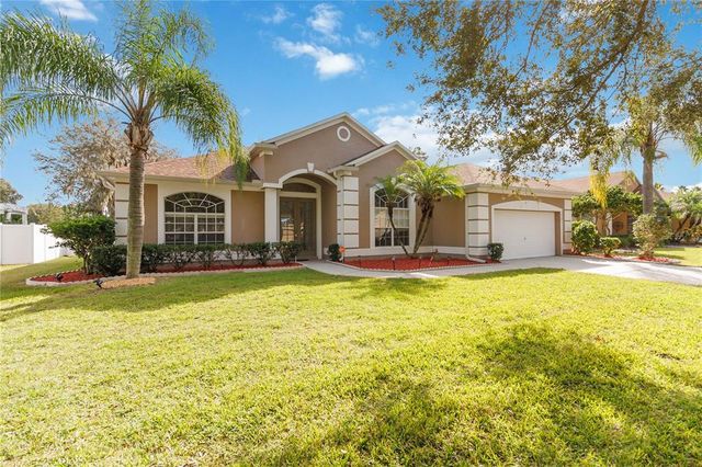 $515,000 | 1907 Lazy Oaks Loop | East Lake Cove