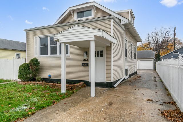 $339,700 | 1620 34th Avenue | Melrose Park