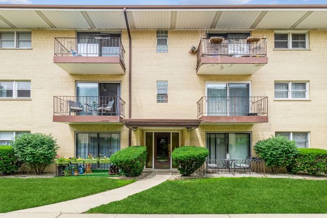 $2,000 | 5328 West Windsor Avenue, Unit 2H | Portage Park