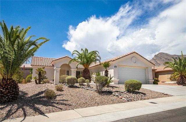 $2,300 | 10717 Hunters Woods Place | Sun City Summerlin