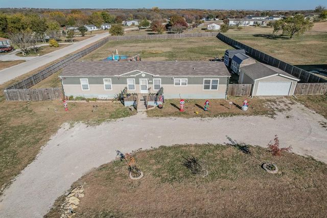 $335,000 | 1103 Meadowlark Drive | Rhome