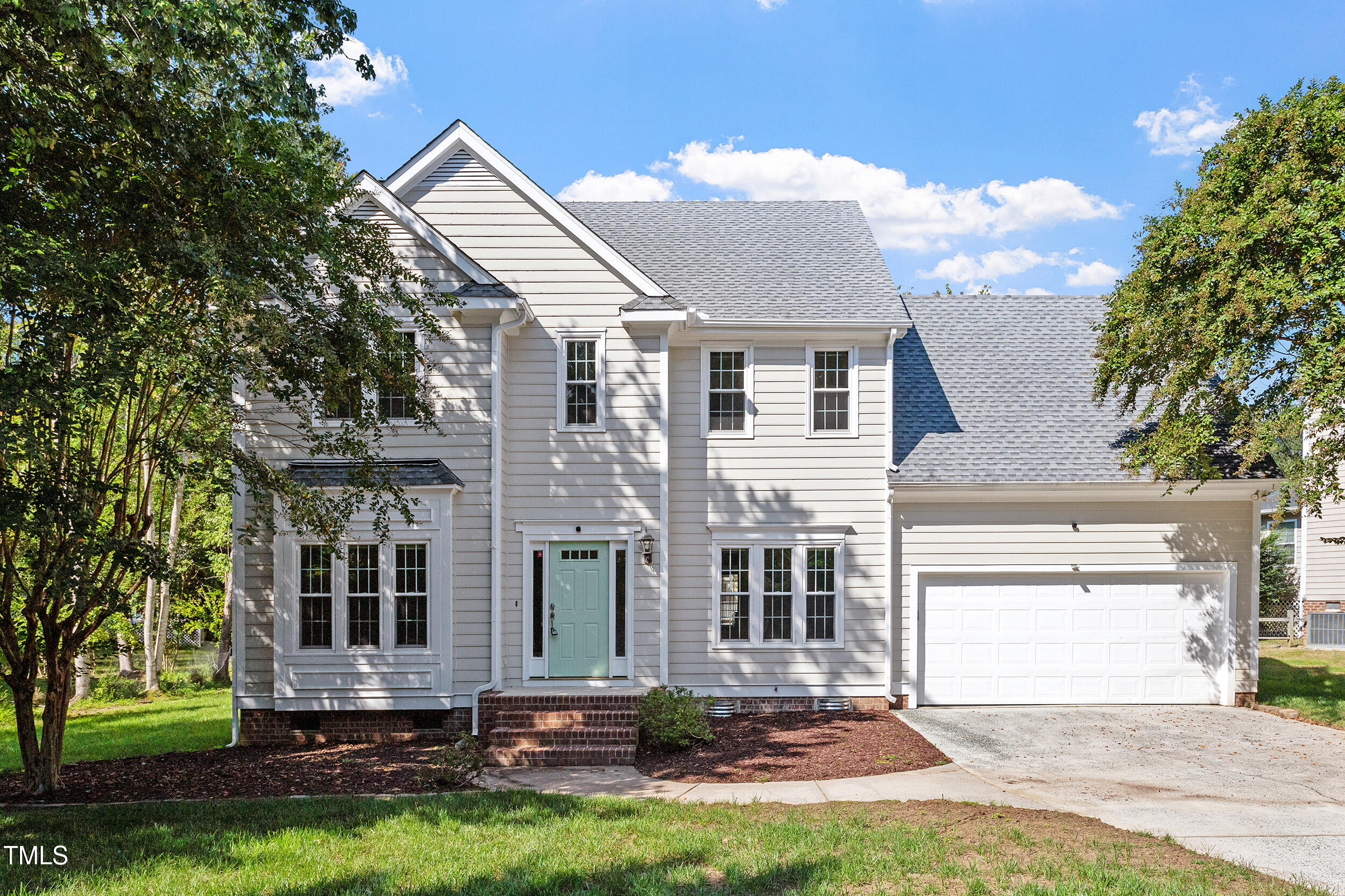 front view of house with a yard