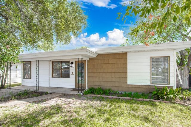 $220,000 | 4349 Amherst Drive | Midtown Corpus Christi