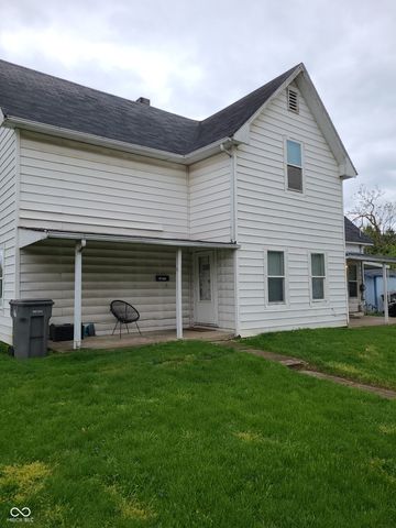 $925 | 33 1/2 Miley Avenue | Stringtown