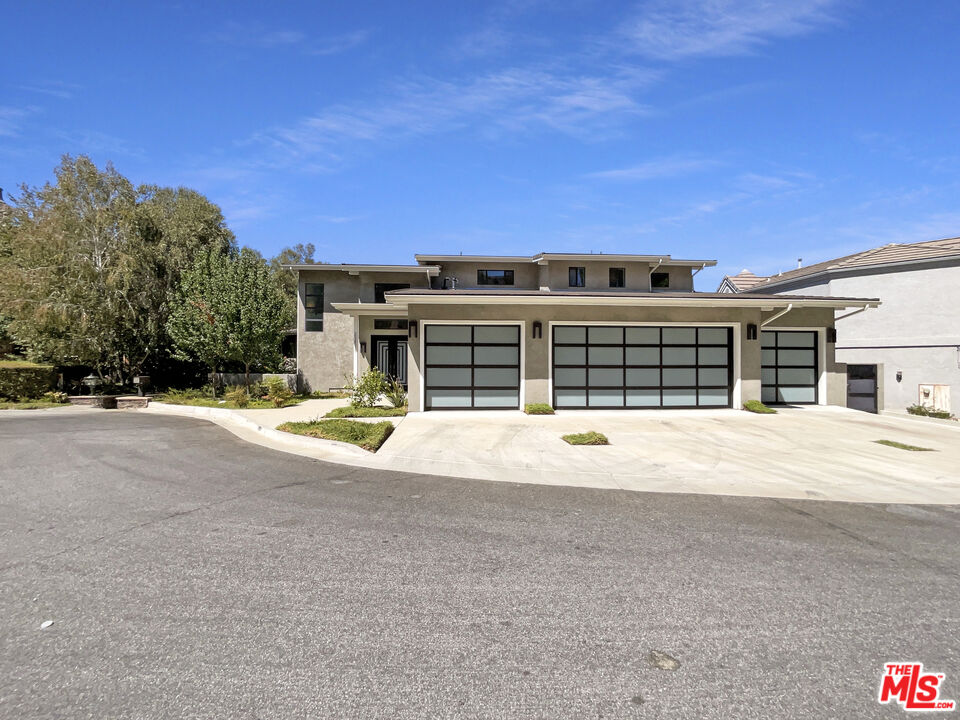 a view of a house with a outdoor space