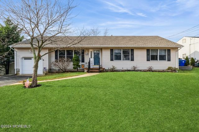 $550,000 | 294 Emerald Drive | Brick Township - Ocean County