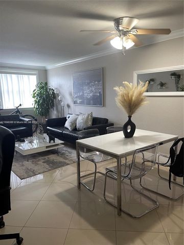 $1,950 | 8100 Geneva Court, Unit 446 | Doral