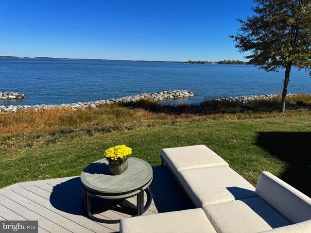 $1,399,000 | 450 Narrows Pointe Drive | Kent Narrows