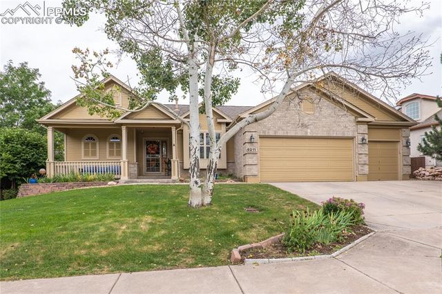 $575,000 | 6211 Soaring Drive | Vista Mesa