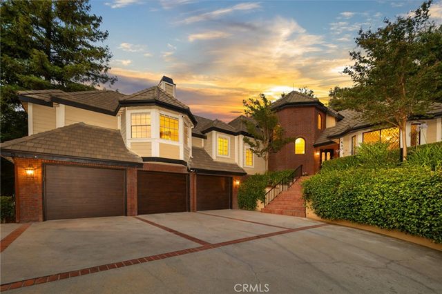 $2,148,000 | 540 Cloverleaf Drive | Monrovia