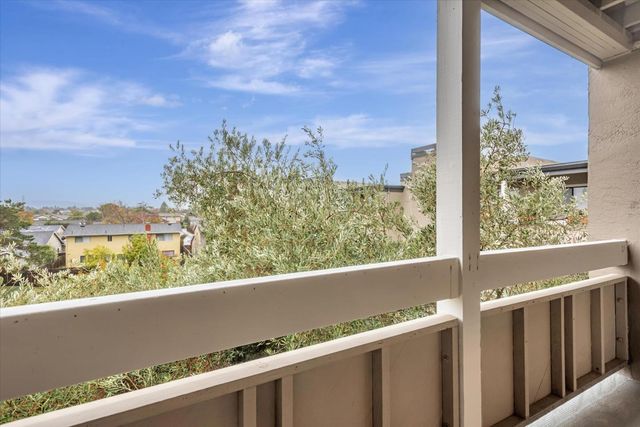 $700,000 | 1131 Compass Lane, Unit 308 | Marina Point