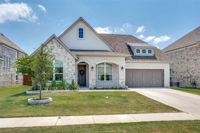 $575,000 | 1425 Benavites Drive | Little Elm