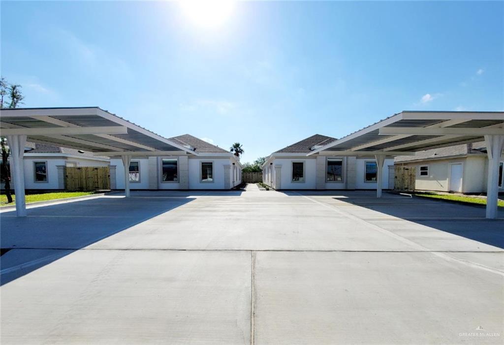 a front view of house with yard