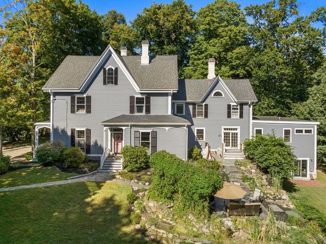 $2,199,000 | 62 Old River Place | Dedham Village