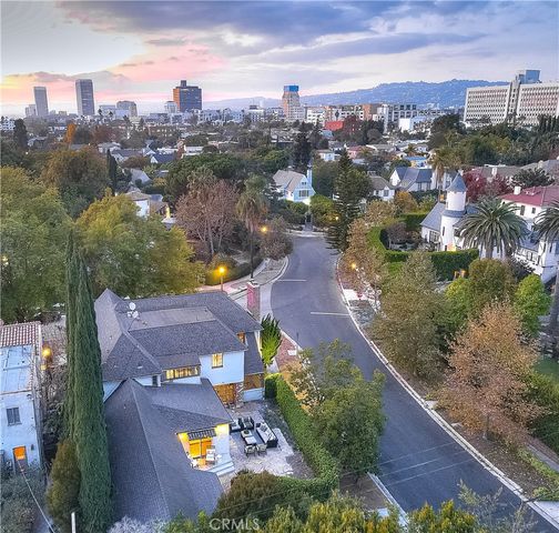 $2,400,000 | 900 South Longwood Avenue | Hancock Park-Wilshire