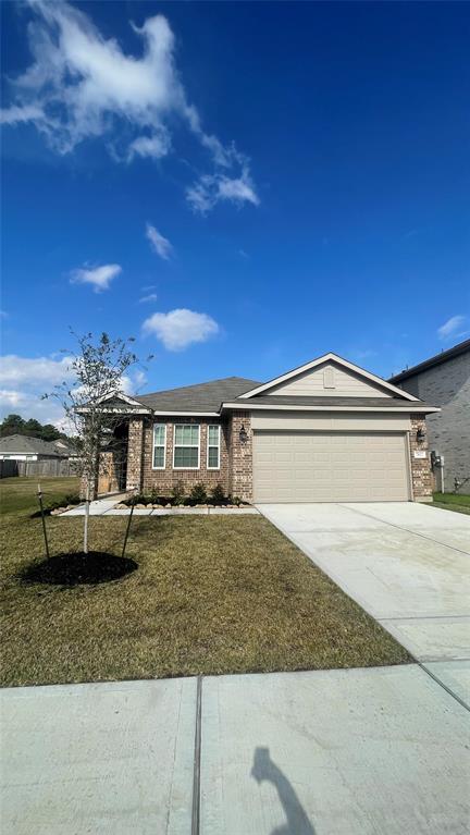 a view of a house with a outdoor space